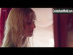 Elizabeth Debicki in Breath (2017) 19