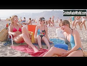 Elizabeth Daily in Valley Girl (1983) 5
