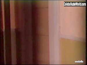 Elizabeth Baldwin in Mirror, Mirror III: The Voyeur (1995) 13
