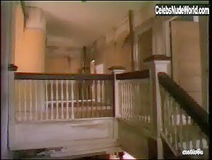 Elizabeth Baldwin in Mirror, Mirror III: The Voyeur (1995) 6