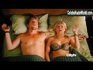 Elisha Cuthbert in Happy Endings (series) (2011) 10