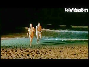 Elisabetta Cavallotti Explicit , Outdoor in Guardami (1999) 14