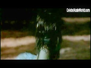 Elisabetta Cavallotti Explicit , Outdoor in Guardami (1999) 3