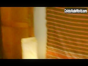 Elisabetta Cavallotti Lesbian , boobs in Guardami (1999) 20
