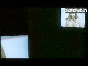 Elisabetta Cavallotti Wet , boobs in Guardami (1999) 6