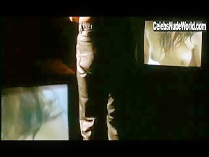 Elisabetta Cavallotti Wet , boobs in Guardami (1999) 7