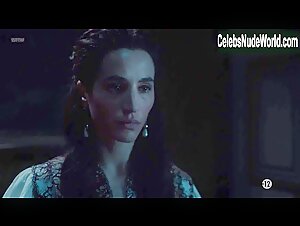 Elisa Lasowski in Versailles (series) (2015) 10