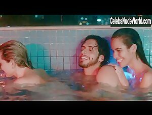 Eline Porto Pool , Compilation in A Segunda Vez (series) (2014) 15