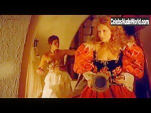 Eleonora Giorgi in Storia di una monaca di clausura (1973) 14