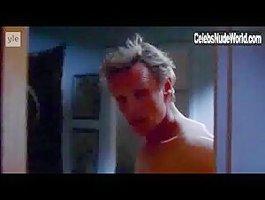 Elena Leeve nude, boobs scene in Aita (2001) 5