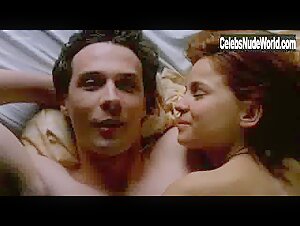 Elena Anaya in Lagrimas negras (1998) 5