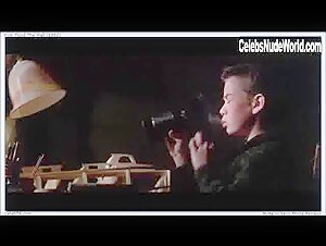 Eleanor David in Pink Floyd: The Wall (1982) 14