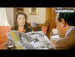 Edwige Fenech in La pretora (1976) 8