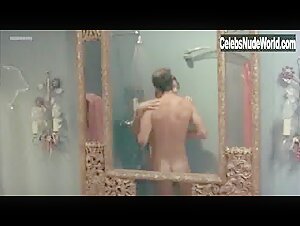 Edwige Fenech in L'insegnante viene a casa (1978) 16