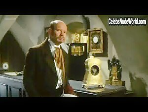 Edwige Fenech in Frau Wirtin hat auch eine Nichte (1969) 12