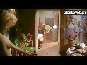 Edwige Fenech in Dio, sei proprio un padreterno! (1973) 15
