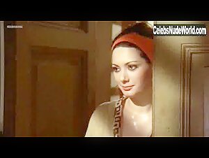 Edwige Fenech in Dio, sei proprio un padreterno! (1973) 17