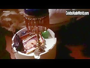 Edwige Fenech in Dio, sei proprio un padreterno! (1973) 7