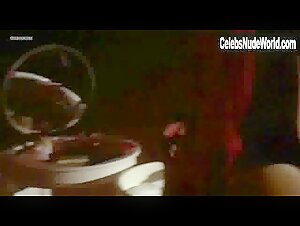 Edwige Fenech in Dio, sei proprio un padreterno! (1973) 8