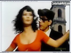 Edwige Fenech in 40 gradi all'ombra del lenzuolo (1976) 1