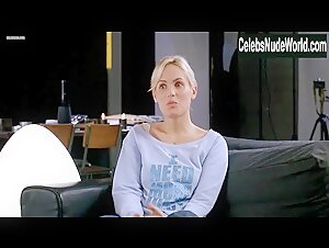 Frederique Bel in Tu vas rire, mais je te quitte (2005) 17