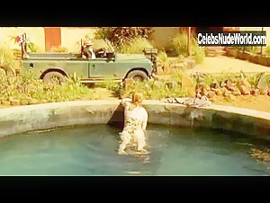 Franziska Petri Public Nudity , Explicit in Endloser Horizont - Teil (2005) 4