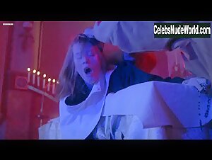 Frankie Thorn in Bad Lieutenant (1992) 9