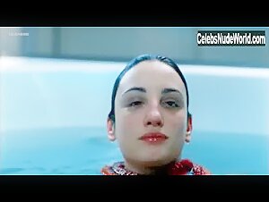 Francesca Inaudi in Il richiamo (2009) 3
