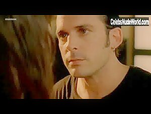 Francesca Inaudi in Come trovare nel modo giusto l'uomo sbagliato (2011) 12