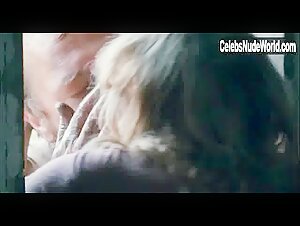 Florence Thomassin in Paradis perdu (2012) 10