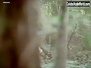 Florence Guerin Outdoor , Explicit in Le declic (1985) 7