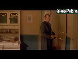 Fleur Geffrier in Das Boot (series) (2018) 16