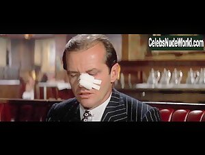 Faye Dunaway in Chinatown (1974) 3