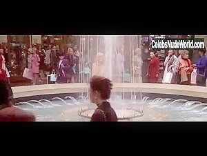 Farrah Fawcett in Dr. T and the Women (2000) 12