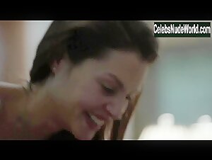 Hannah Ware Interracial , Hot in Boss (series) (2011)