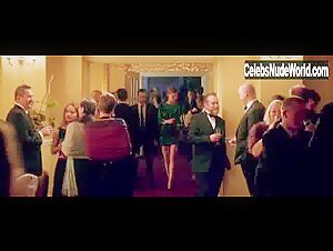 Hannah Hoekstra in Canal (2014) 2