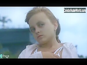 Hanna Schygulla Beach , boobs in Storia di Piera (1983) 11