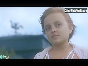 Hanna Schygulla Beach , boobs in Storia di Piera (1983) 16