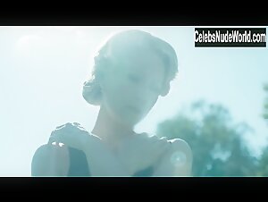 Hanna Alstrom in Glass Room (2019) 8