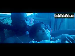 Halle Berry in Last Boy Scout (1991) 20