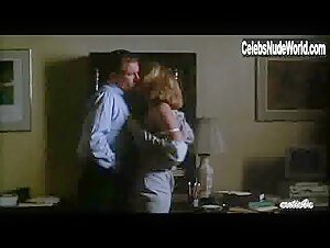 Greta Scacchi in Presumed Innocent (1990) 18