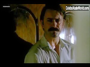 Grazyna Szapolowska in Egymasra nezve (1982) 19