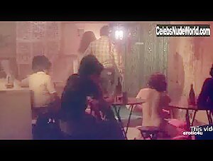 Glory Annen boobs , Vinatge scene in Felicity (1978) 14