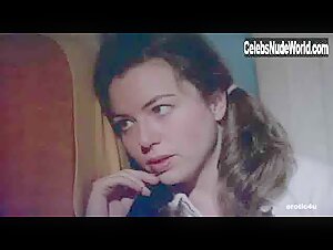 Glory Annen Vintage , Tits scene in Felicity (1978) 19