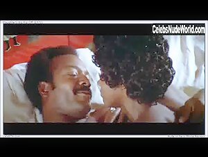 Gloria Hendry in Slaughter's Big Rip-Off (1973) 7
