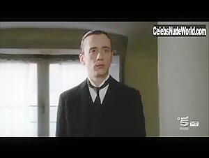 Giulia Gorietti in I segreti di Borgo Larici (series) (2014) 3
