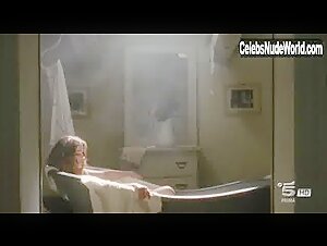 Giulia Gorietti in I segreti di Borgo Larici (series) (2014) 4
