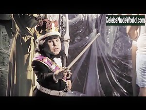 Gisele Lindley in Forbidden Zone (1980) 14