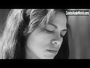 Giovanna Zacarias in Rabioso sol, rabioso cielo (2009) 18