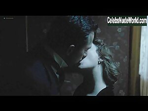 Giovanna Mezzogiorno in Vincere (2009) 2